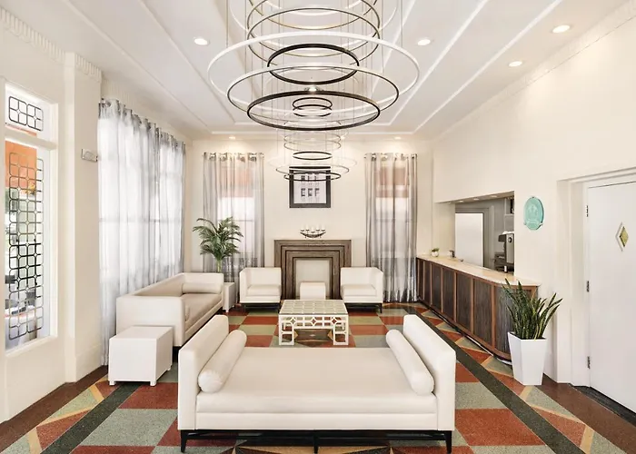 Waldorf Towers South Beach